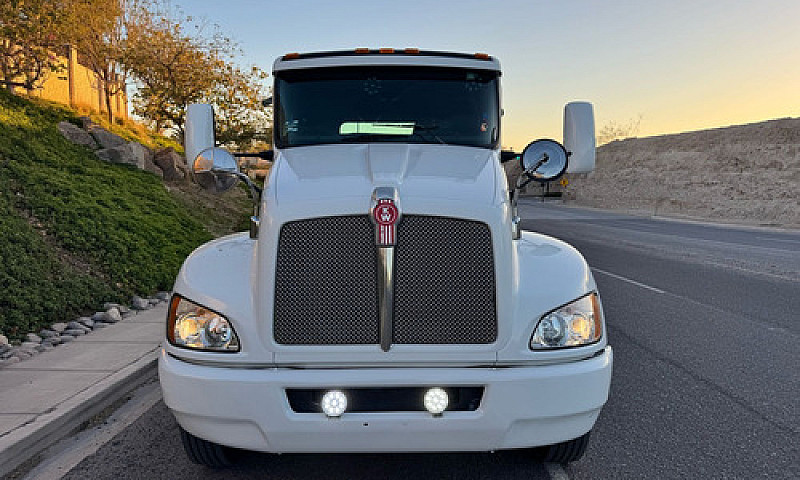 Kenworth T370 Año 20...