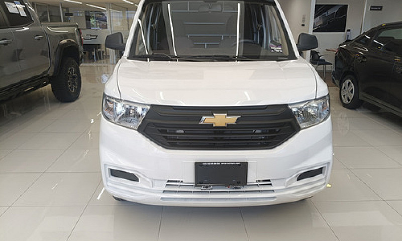 Chevrolet Tornado Va...