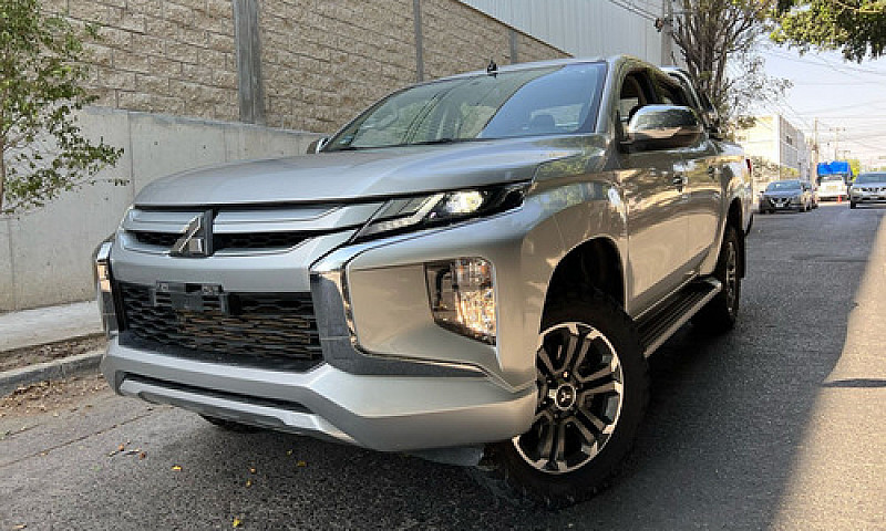 Mitsubishi L200 2.5 ...
