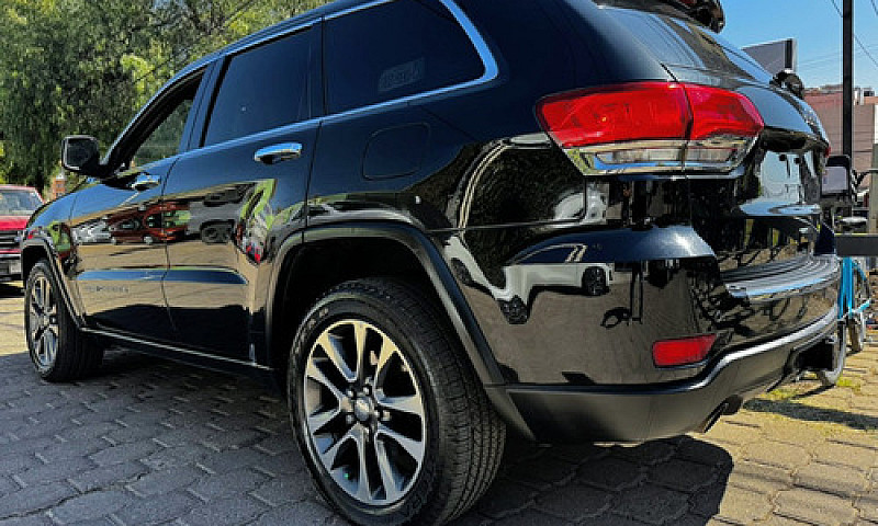 Jeep Grand Cherokee ...