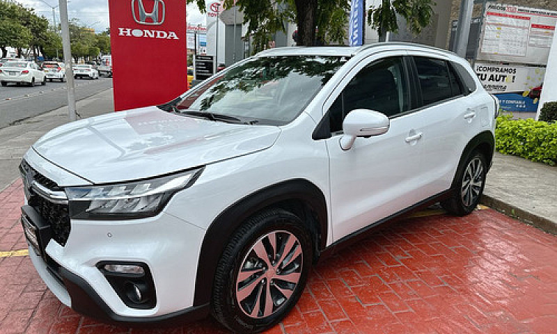 Suzuki S-Cross 2023...