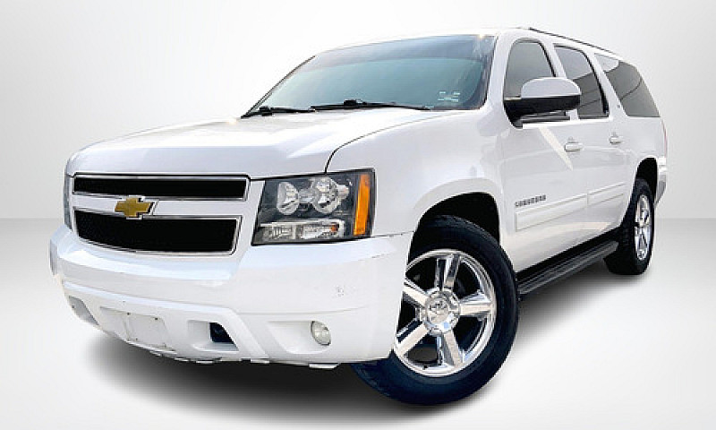 Chevrolet Suburban 2...