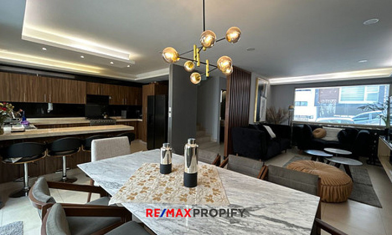 Casa En Venta Reside...
