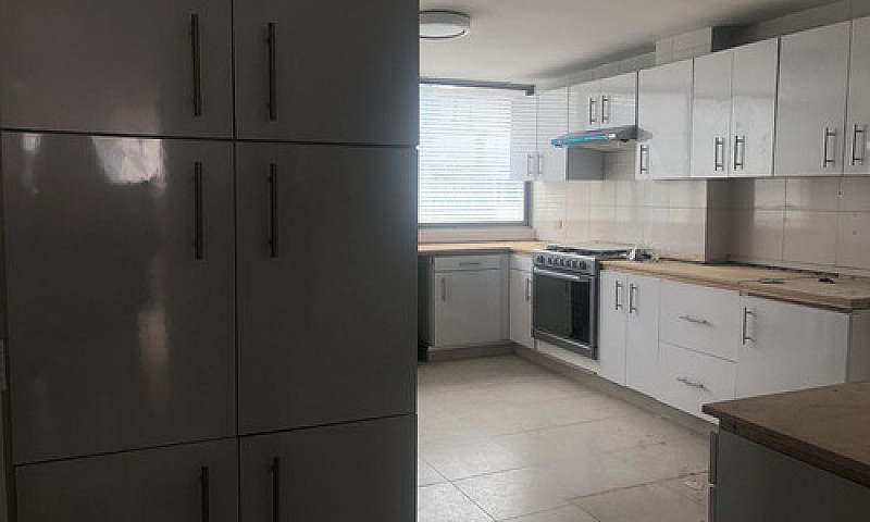 Departamento En Pola...