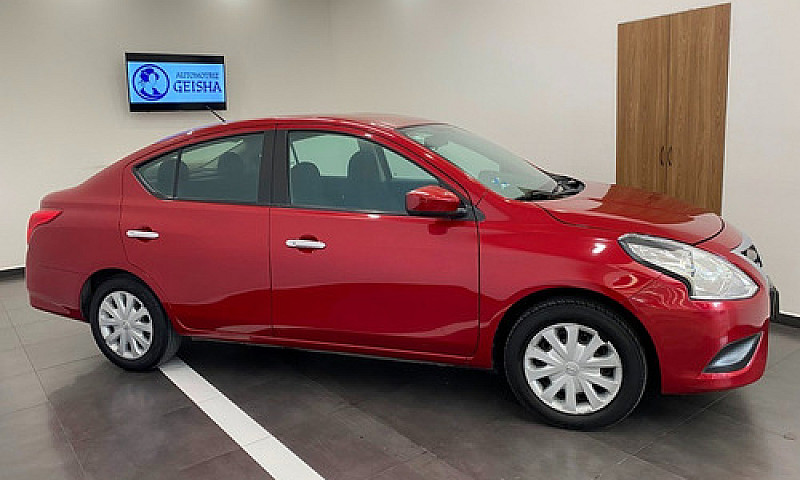 Nissan Versa 2015...