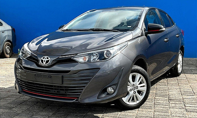 Toyota Yaris 2020...