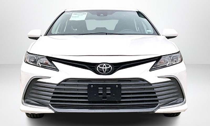 Toyota Camry 2022...