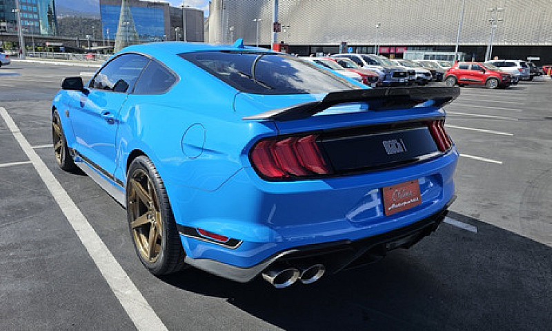 Ford Mustang Mach 1 ...