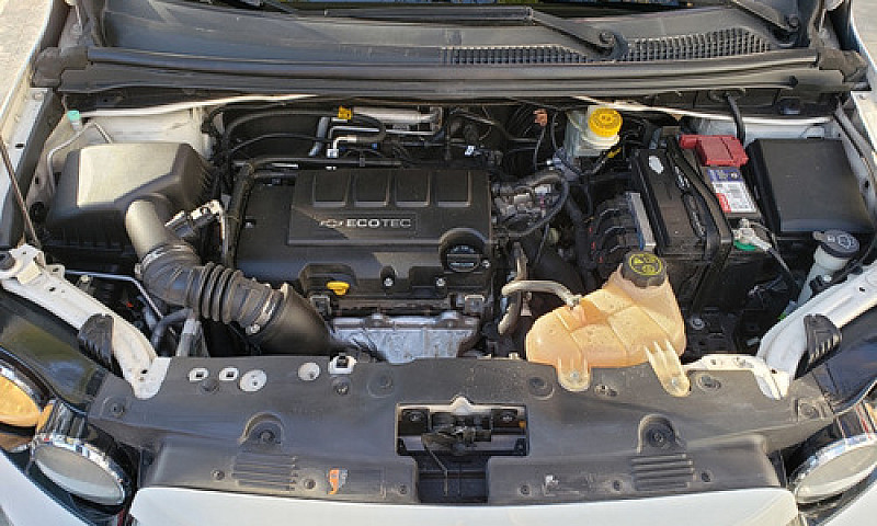 Chevrolet Sonic 1.4 ...