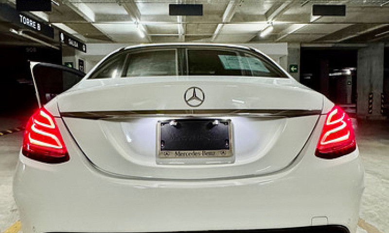 Mercedes-Benz Clase ...