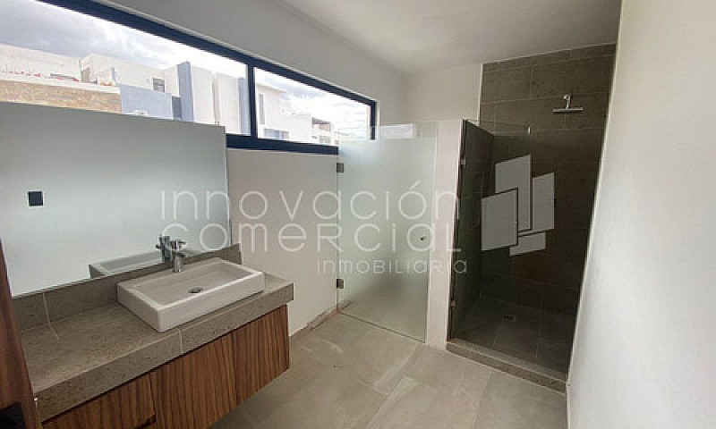 Casa En Venta En Gra...