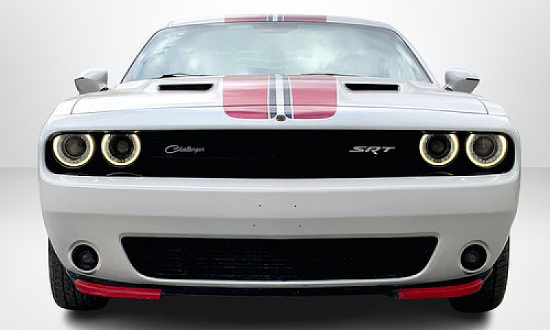 Dodge Challenger 201...