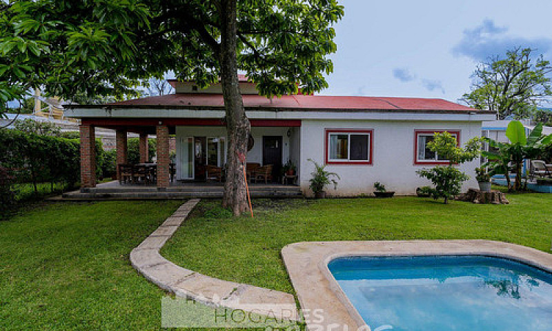 Encantadora Casa De ...