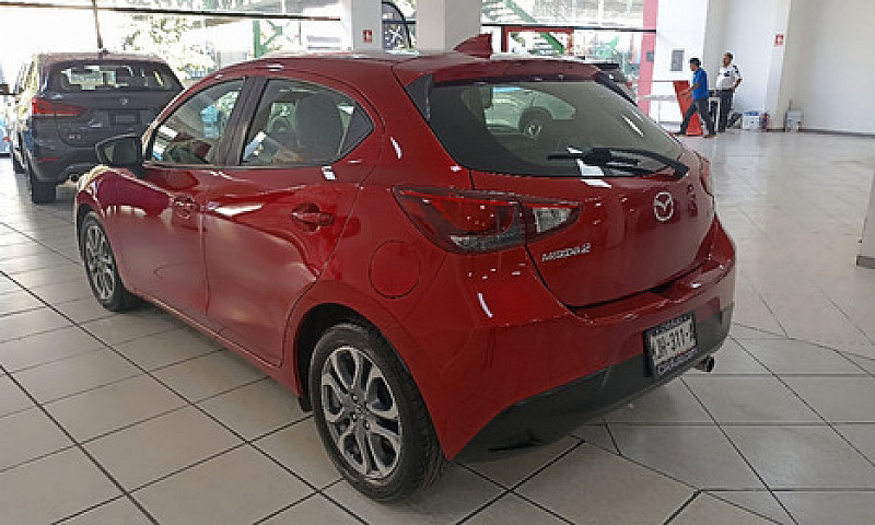 Mazda  Mazda 2  2019...