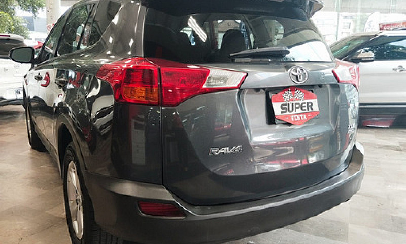 Toyota Rav4 2014...