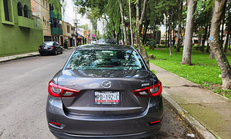 Mazda Mazda 2 1.5 I ...