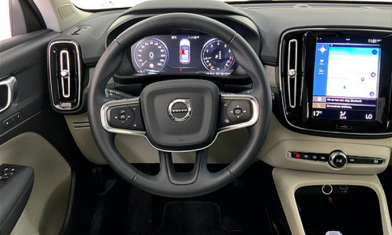 Volvo Xc40 2021...