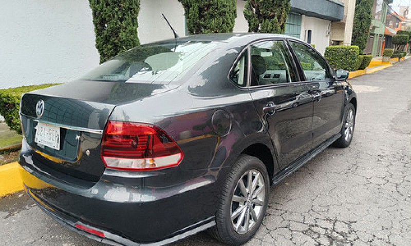 Volkswagen Vento 1.6...