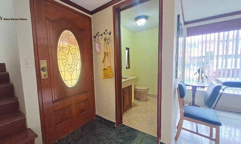 Casa  En Venta Alfre...