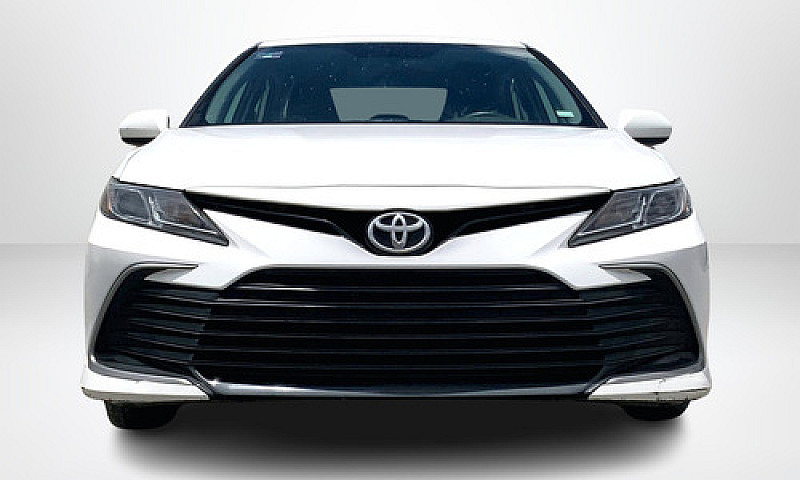 Toyota Camry 2021...