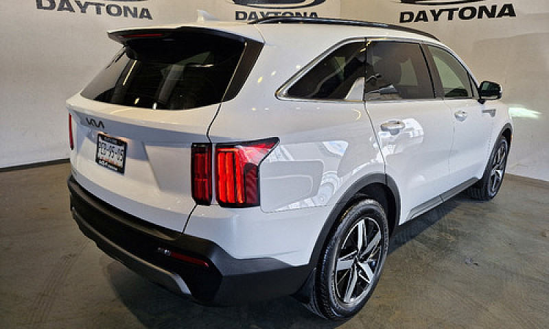 Kia  Sorento  2023...