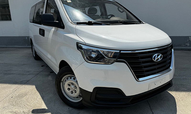 Hyundai Starex 2019...