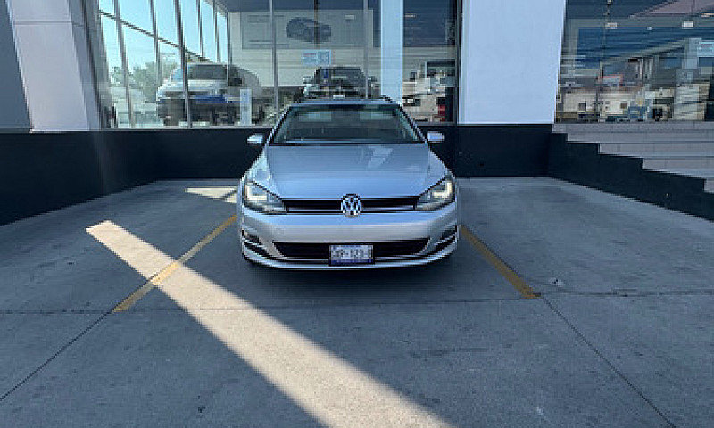 Volkswagen Golf Vari...
