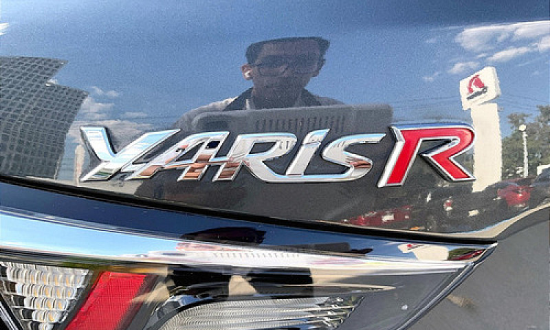 Toyota Yaris 2019...