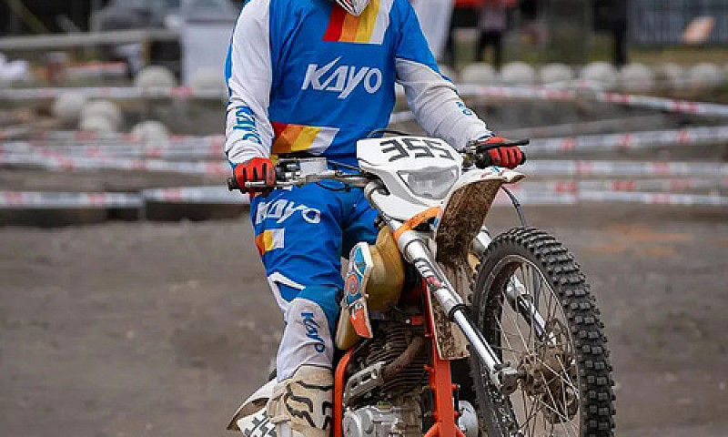 Motocross Kayo K2...