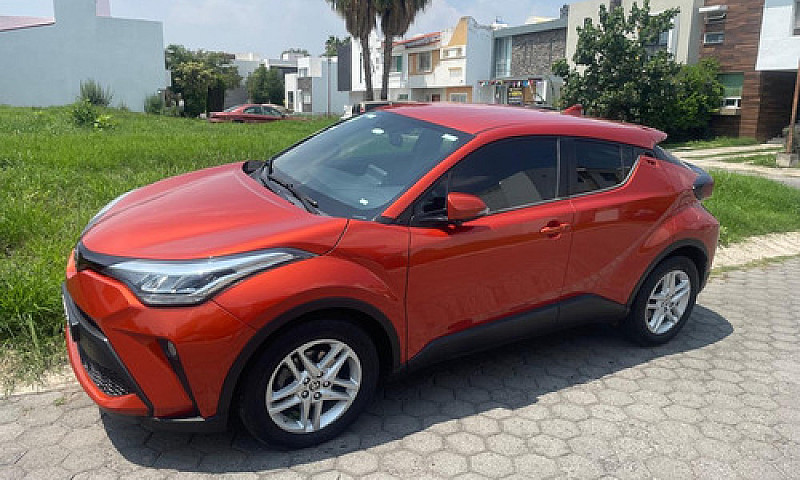 Toyota Ch-R 2.0 Cvt...