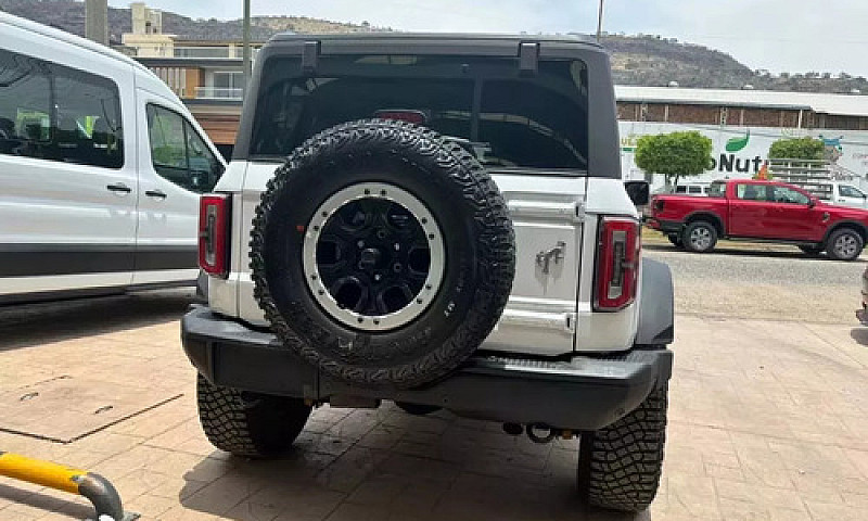 Ford Bronco 2024 Bal...