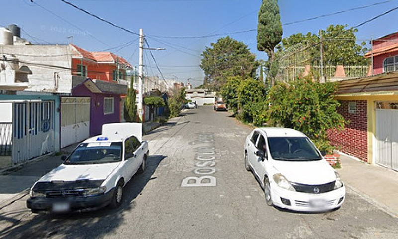 Casa De 2 Niveles A ...