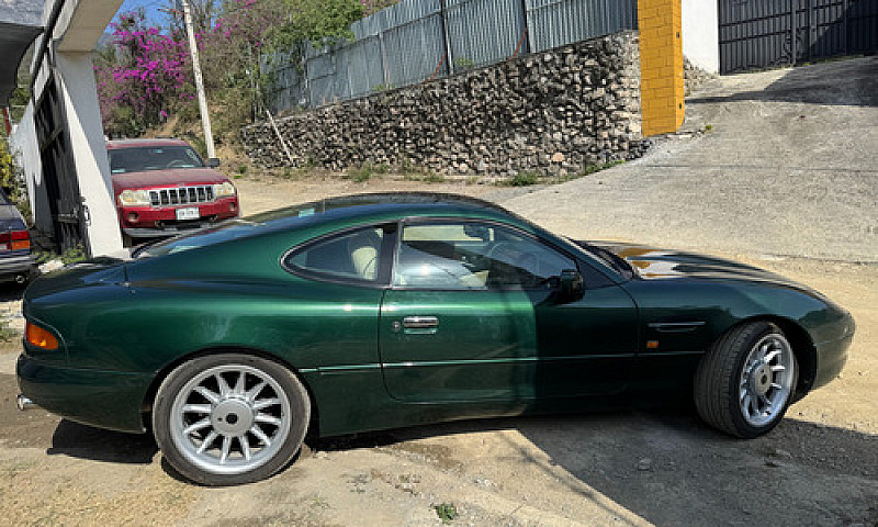 Aston Martin Db7 3.2...