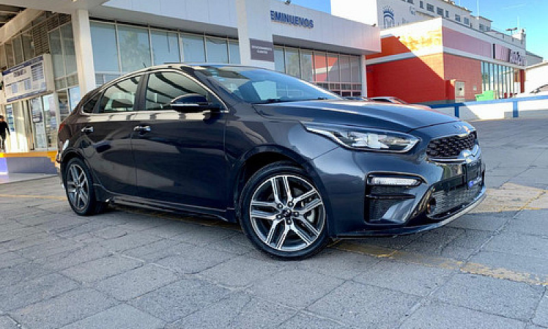 Kia Forte Hb 2020...