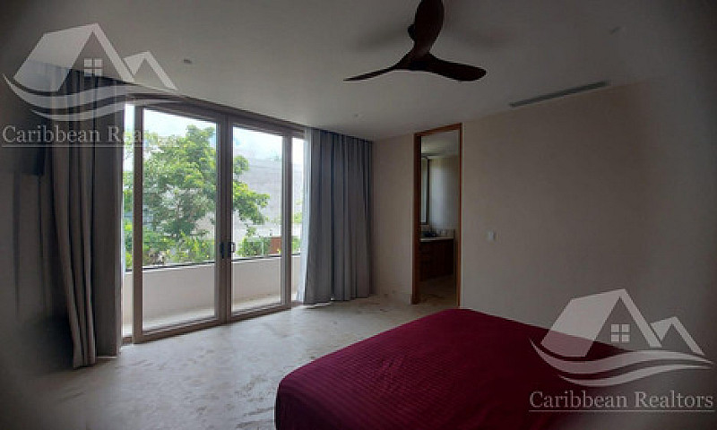 Casa En Venta En Lag...