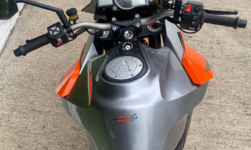 Ktm 1290 Super Duke ...