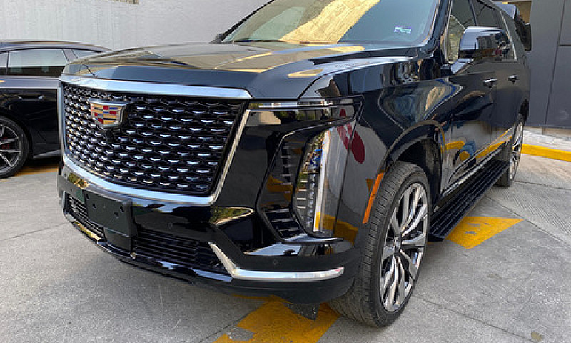 Cadillac Escalade 6....