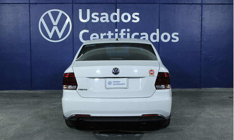 Volkswagen Vento 1.6...