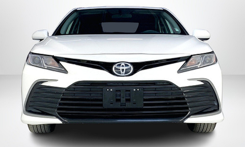 Toyota Camry 2021...