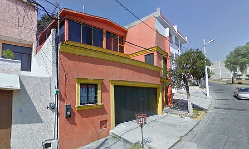 Casa - Remate Bancar...