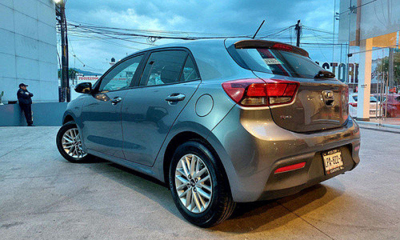 Kia Rio 2018 1.6 Hb ...