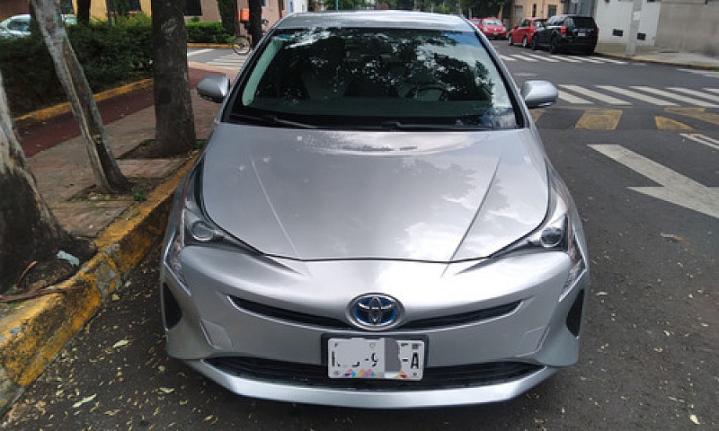 Toyota Prius 1.8 Bas...