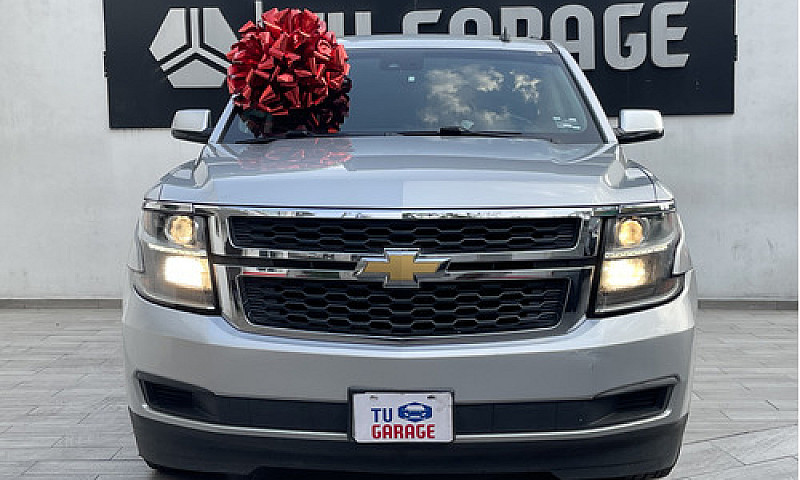 Chevrolet Suburban 5...