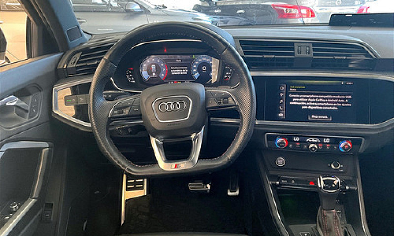 Audi Q3 2020...