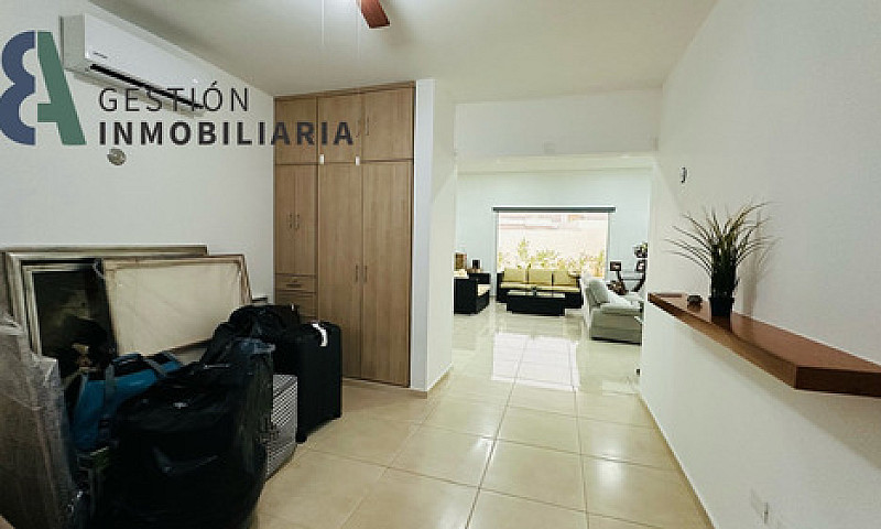 Casa En Venta En Cer...