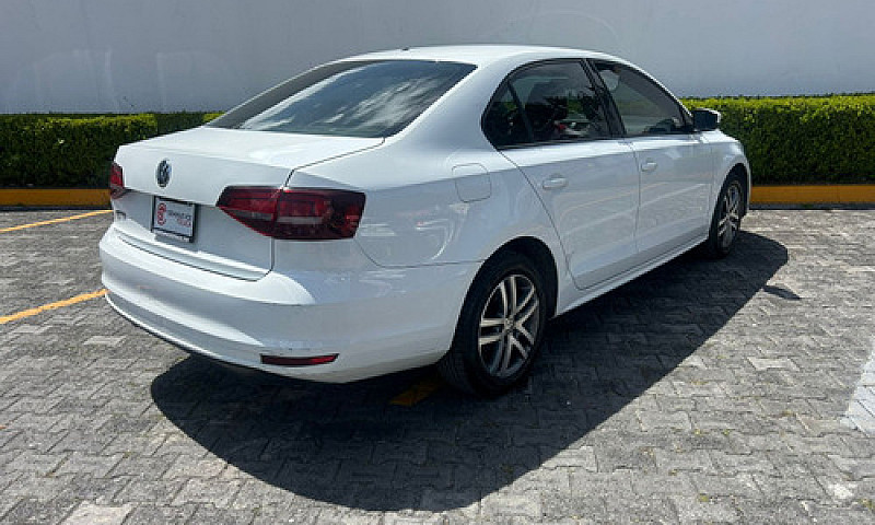 Volkswagen Jetta A6 ...