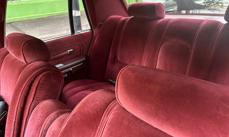 Grand Marquis 84 Sed...