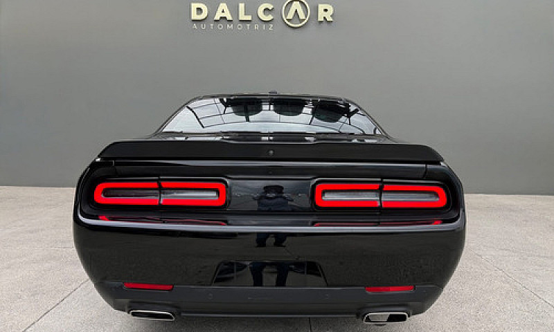 Dodge Challenger 3.7...