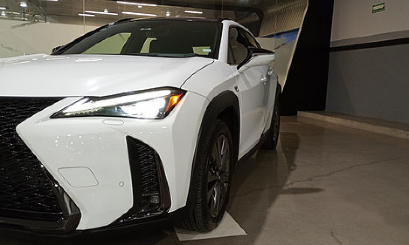 Lexus Ux 2023...