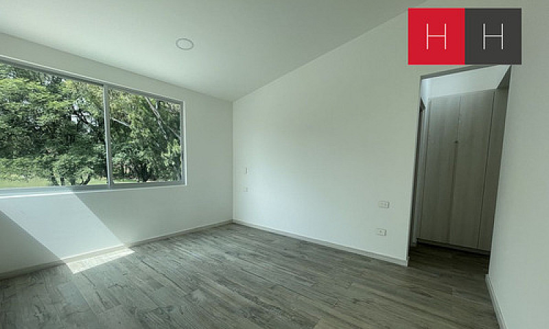 Casa En Venta En Zer...